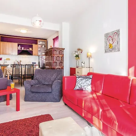 Holiday Pelini Holiday home Stinjan
